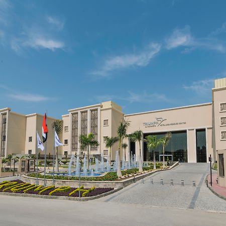 Triumph Luxury Hotel Каир Экстерьер фото Arab Academy for Science, Technology and Engineering and Research