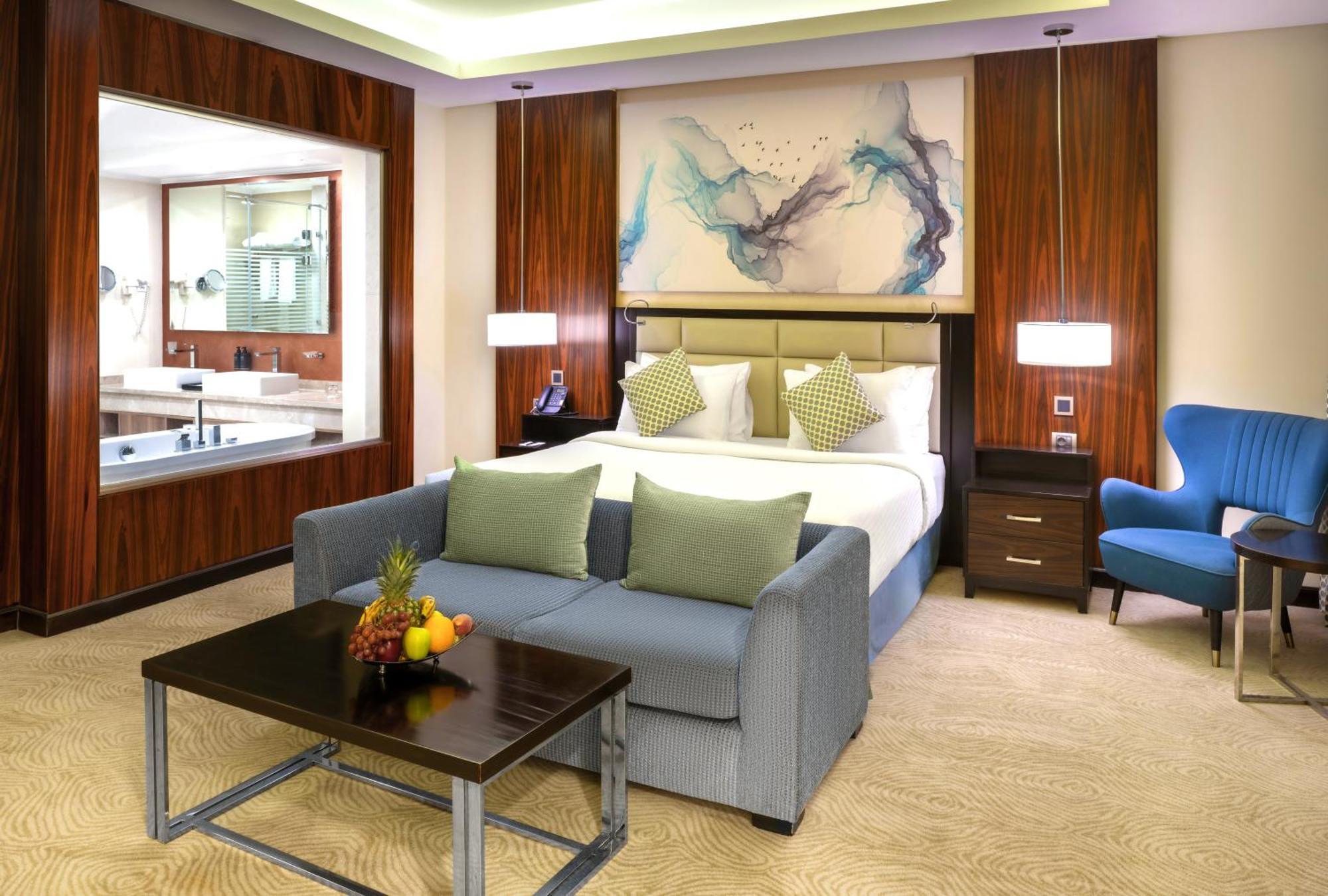 Triumph Luxury Hotel Каир Номер фото A suite at the hotel